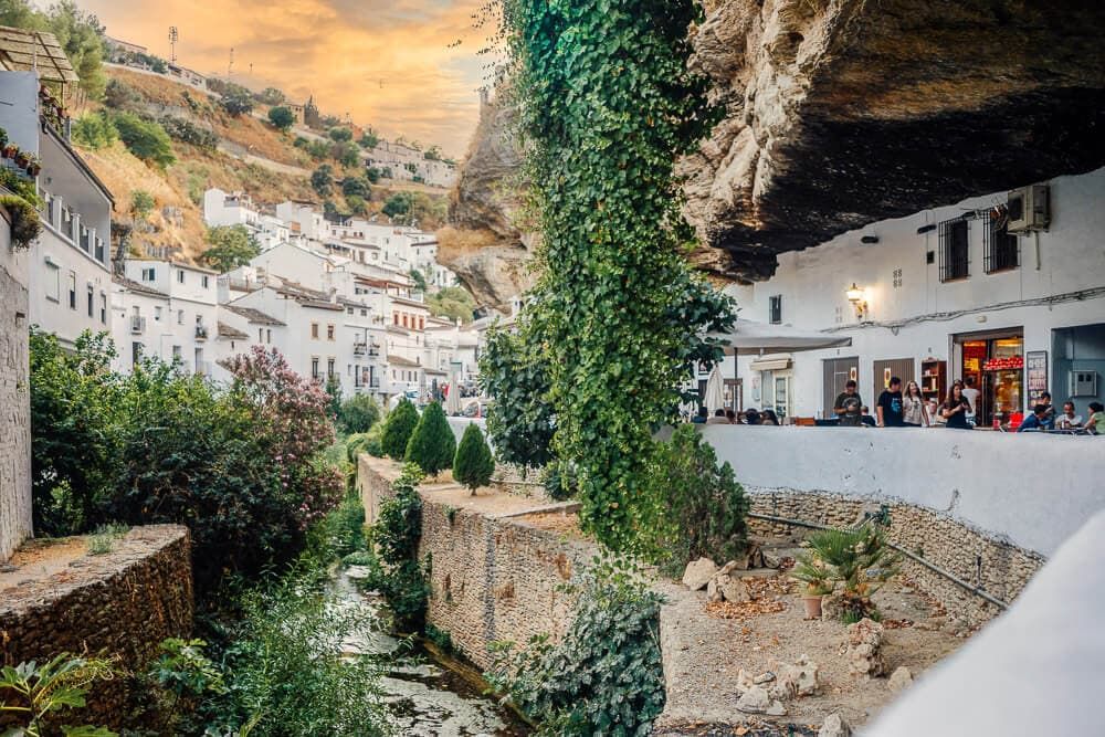 59ed64ac-4ecd-4e17-8a18-051791a78737-Spain-villages-new-DP-Setenil-de-las-Bodegas-HERO-.jpg